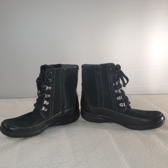 Clarks Kearns Sirena Black Boots - Picture 3 of 9